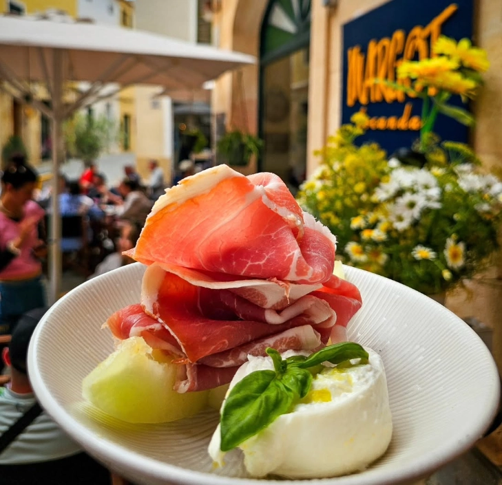 delicatessen-food-margot